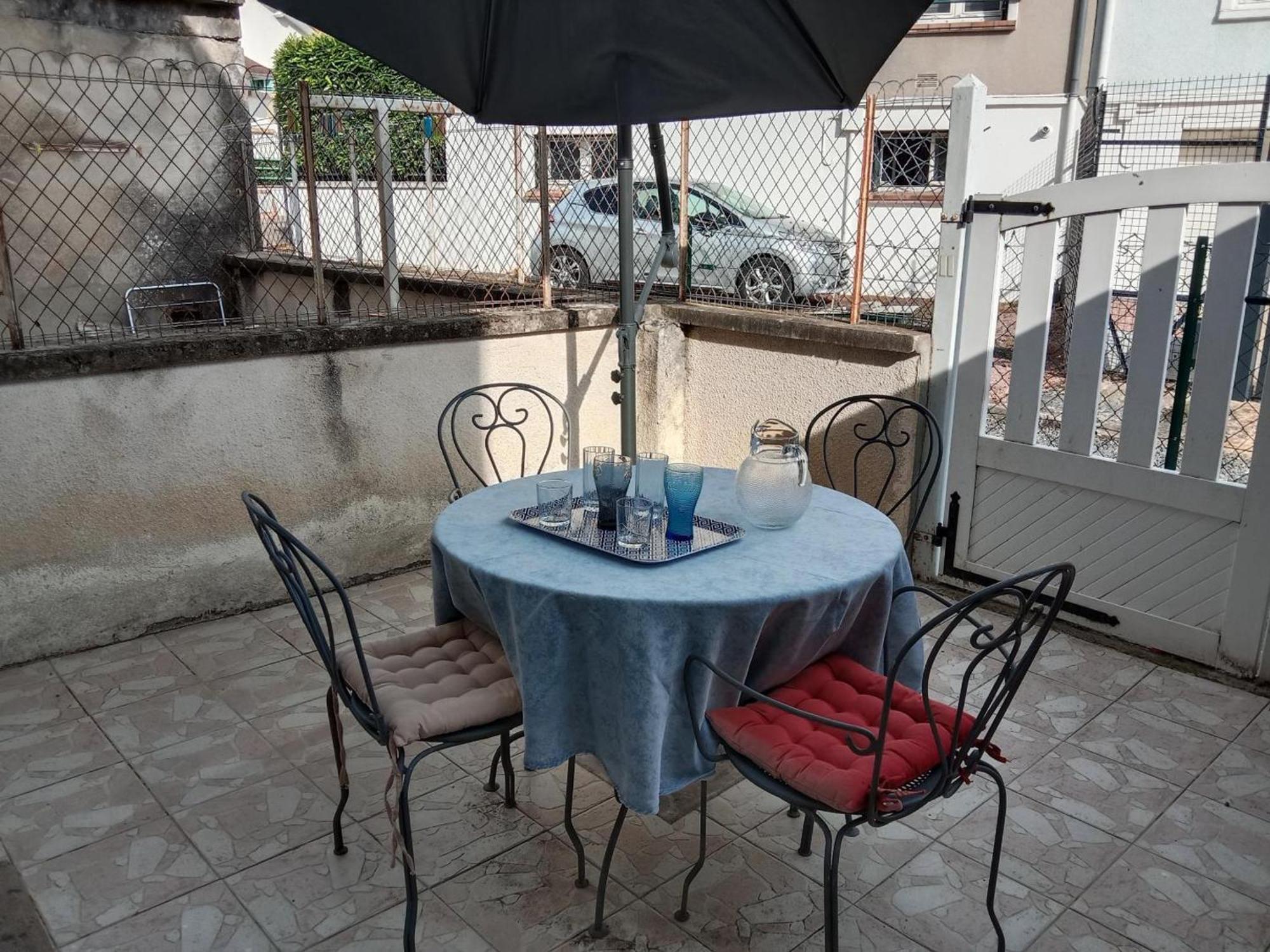 Maison Renovee Proche Vichy : 3 Chambres, Cour Fermee, Tout Inclus, Ideal Curistes Et Activites Naturelles - Fr-1-489-481 Bellerive-sur-Allier Exteriör bild